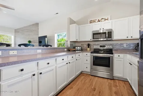 4225 Johnston Lane Kitty Hawk NC 27949