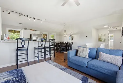 4225 Johnston Lane Kitty Hawk NC 27949