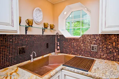 2525 Highway 58 Swansboro NC 28584