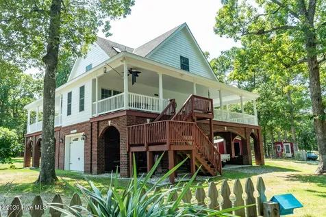 2525 Highway 58 Swansboro NC 28584