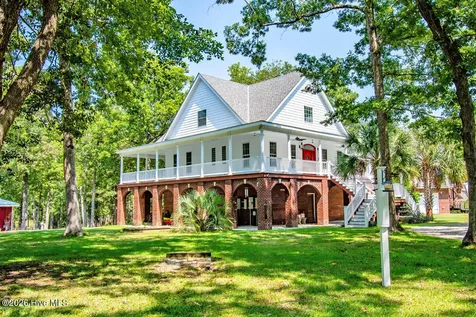 2525 Highway 58 Swansboro NC 28584