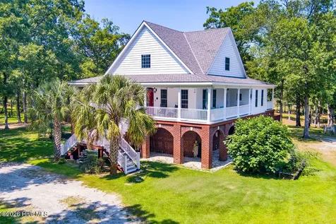 2525 Highway 58 Swansboro NC 28584