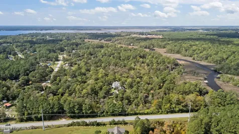 2525 Highway 58 Swansboro NC 28584