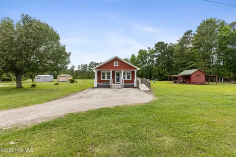 18791 Us Highway 421 Willard NC 28478
