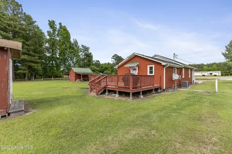 18791 Us Highway 421 Willard NC 28478