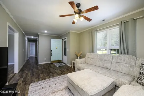6835 Highway 17 New Bern NC 28562