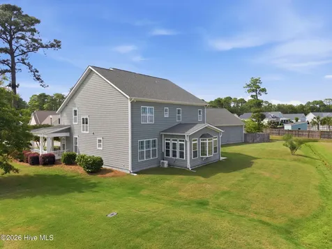 8395 Penny Royal Lane Wilmington NC 28412
