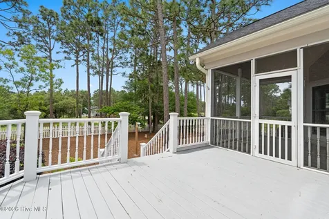3682 W Medinah Avenue Southport NC 28461