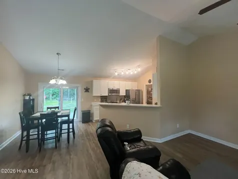 864 Old Folkstone Road Sneads Ferry NC 28460