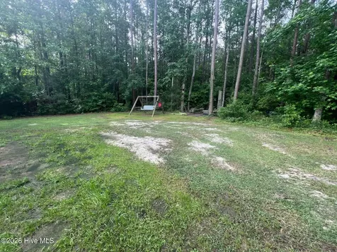 864 Old Folkstone Road Sneads Ferry NC 28460