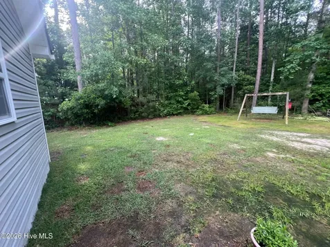 864 Old Folkstone Road Sneads Ferry NC 28460