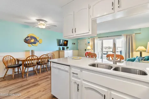 1008 Canal Drive Carolina Beach NC 28428