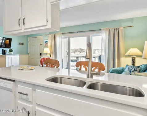 1008 Canal Drive Carolina Beach NC 28428