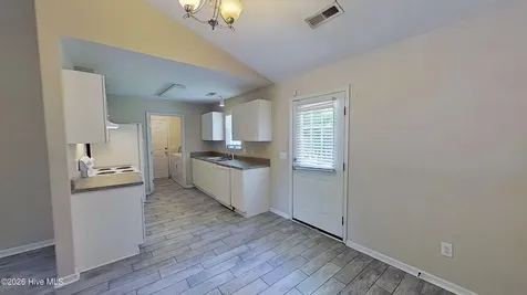 4222 Sunglow Drive Wilmington NC 28405