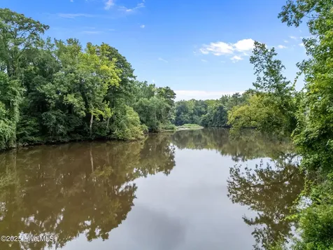 9140 Fallen Pear Lane NE Leland NC 28451