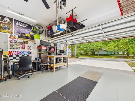 404 Kingsworth Lane SE Belville NC 28451