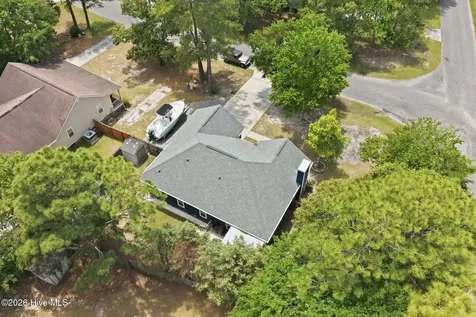 404 Kingsworth Lane SE Belville NC 28451