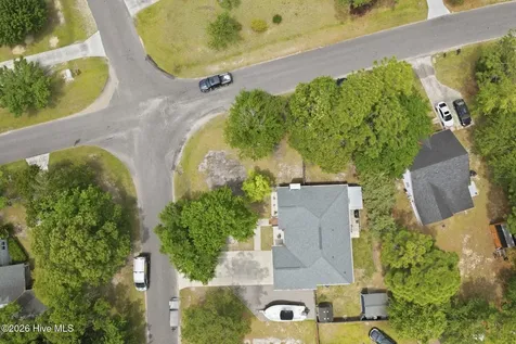 404 Kingsworth Lane SE Belville NC 28451