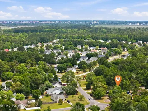 404 Kingsworth Lane SE Belville NC 28451