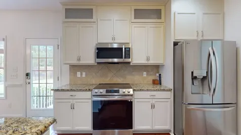 6055 Willow Glen Drive Wilmington NC 28412