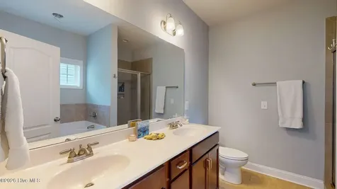 6055 Willow Glen Drive Wilmington NC 28412