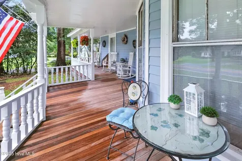 207 S Walker Street Burgaw NC 28425