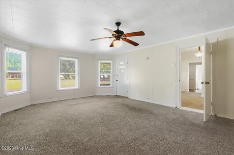501 N Raiford Street Selma NC 27576