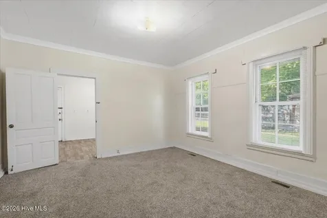 501 N Raiford Street Selma NC 27576