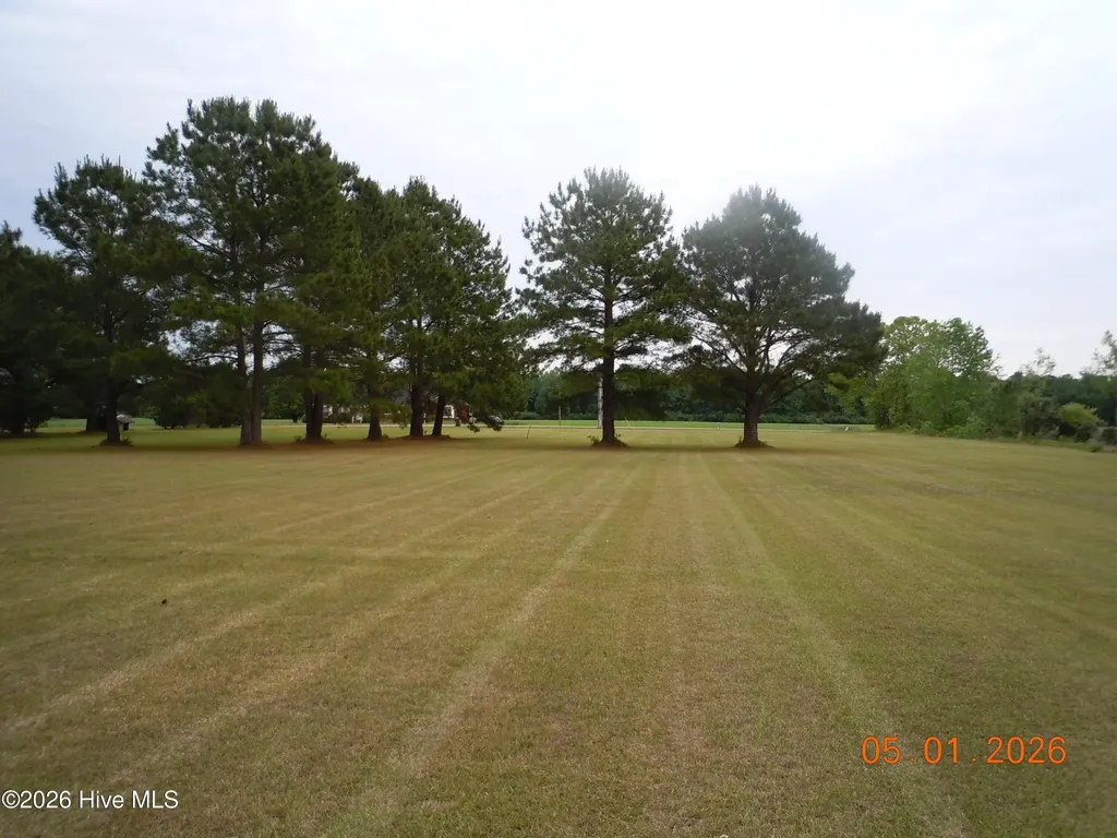 170 Colonial Drive Tabor City NC 28463