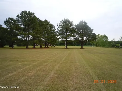 170 Colonial Drive Tabor City NC 28463