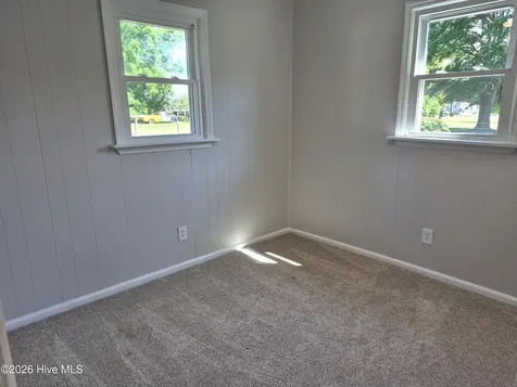 502 S Sycamore Street Fremont NC 27830
