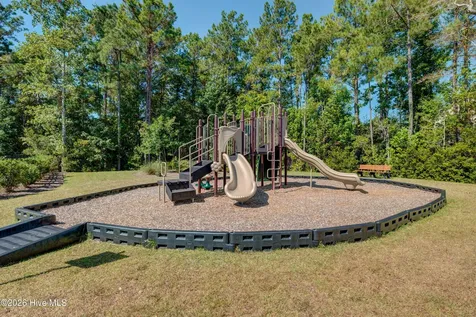 262 Weatherbee West Way Hampstead NC 28443