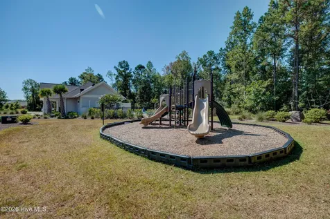 262 Weatherbee West Way Hampstead NC 28443