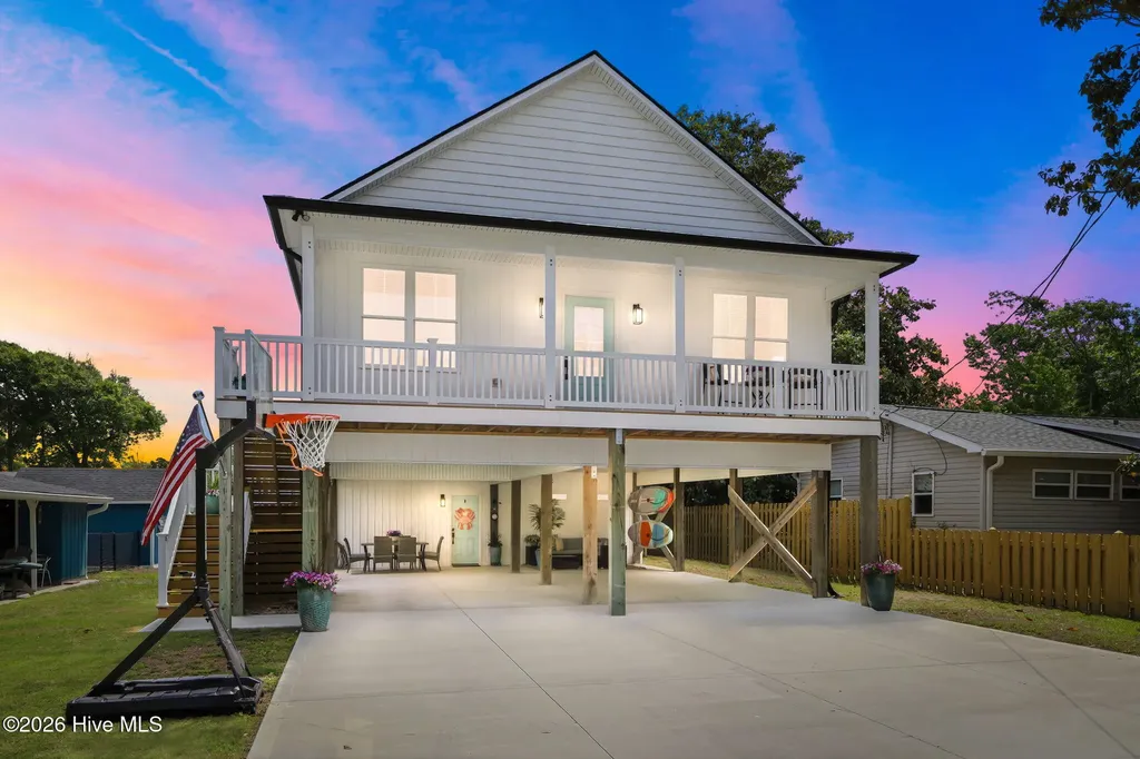 220 Pelican Drive Atlantic Beach NC 28512