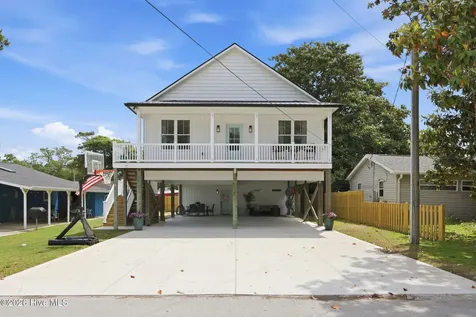 220 Pelican Drive Atlantic Beach NC 28512
