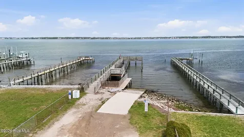 220 Pelican Drive Atlantic Beach NC 28512