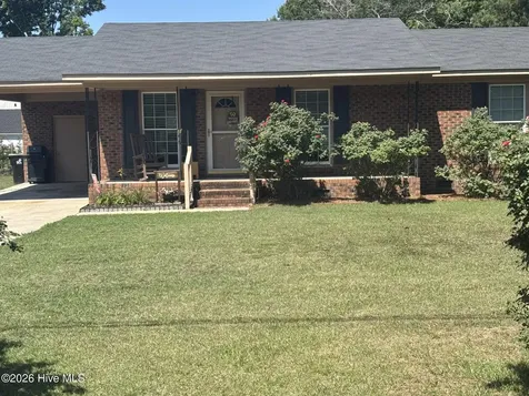 3719 Cherry Street Bethel NC 27812