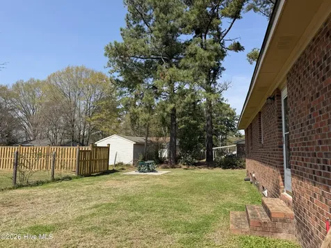 3719 Cherry Street Bethel NC 27812