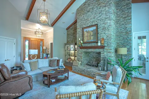 60 Woodenbridge Lane Pinehurst NC 28374