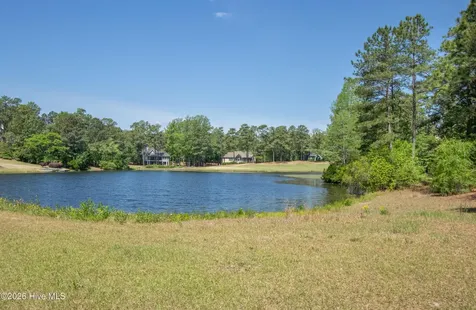 60 Woodenbridge Lane Pinehurst NC 28374