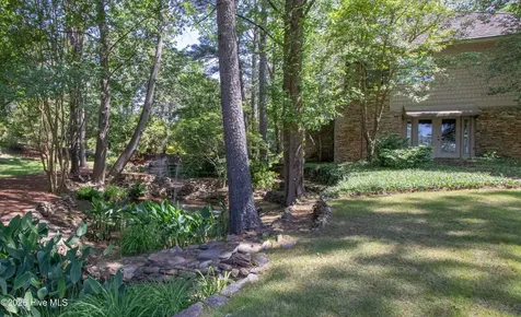 60 Woodenbridge Lane Pinehurst NC 28374
