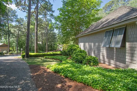 60 Woodenbridge Lane Pinehurst NC 28374