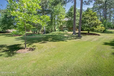 60 Woodenbridge Lane Pinehurst NC 28374