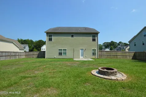 304 Vilas Way S Jacksonville NC 28546