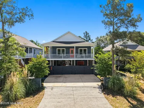 116 NE 13th Street Oak Island NC 28465