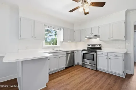 105 Taylor Lane Morehead City NC 28557