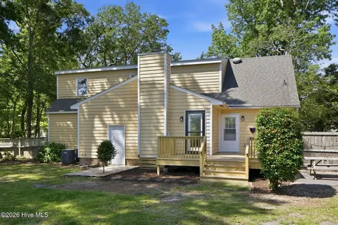 105 Taylor Lane Morehead City NC 28557