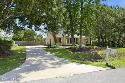 105 Taylor Lane Morehead City NC 28557
