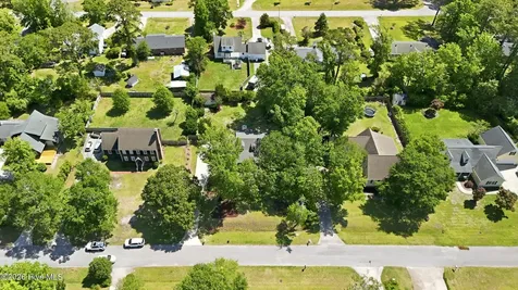 105 Taylor Lane Morehead City NC 28557