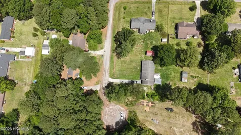5662 Gail Drive Ayden NC 28513